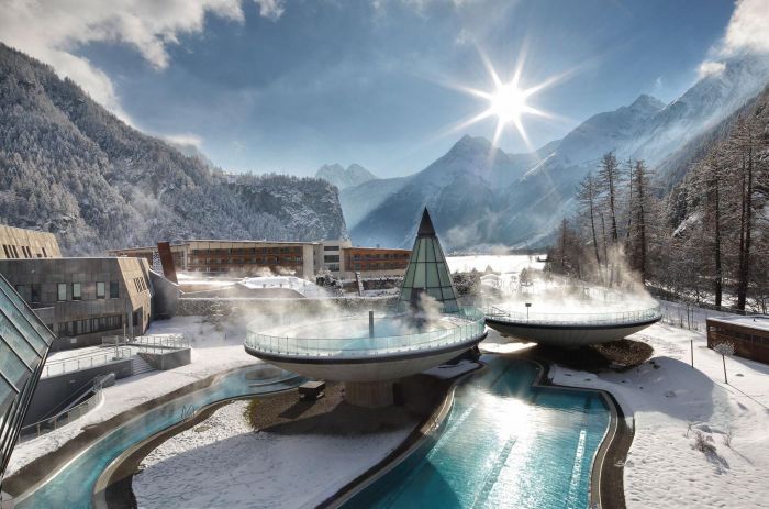 AquaDome – термальная сказка тирольских Альп AquaDome – термальная сказка тирольских Альп